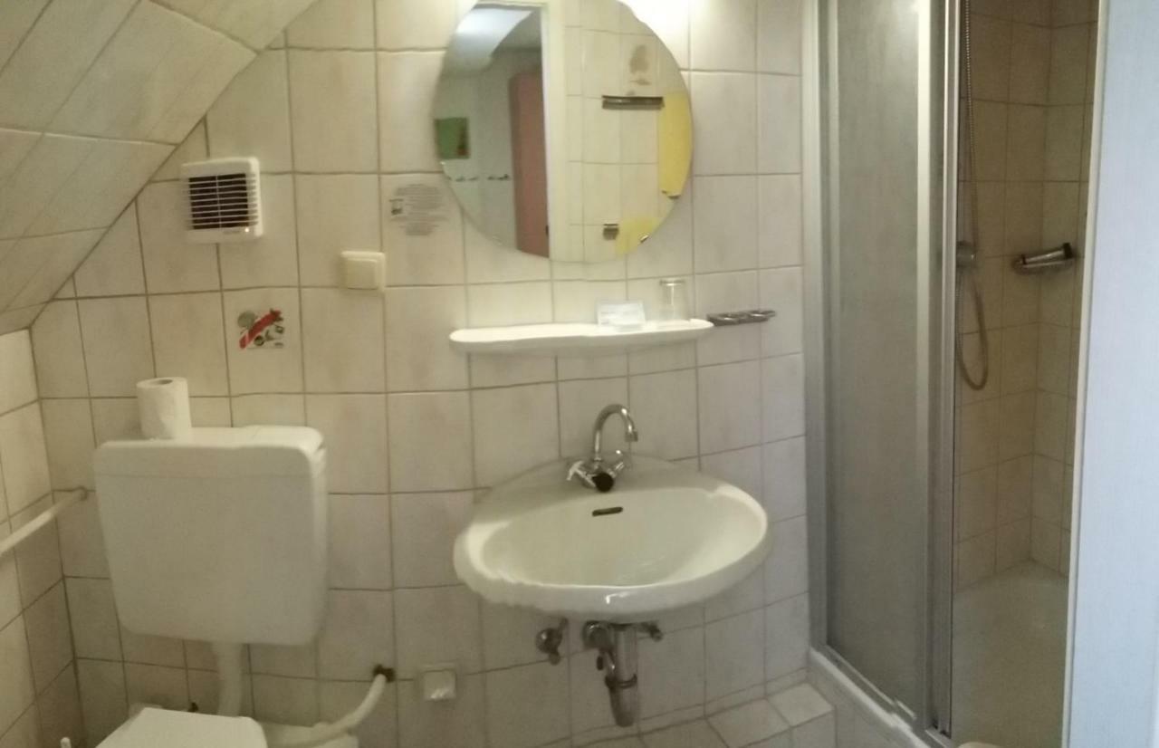 Traditionsgasthof Zum Luedertal Bimbach Dış mekan fotoğraf